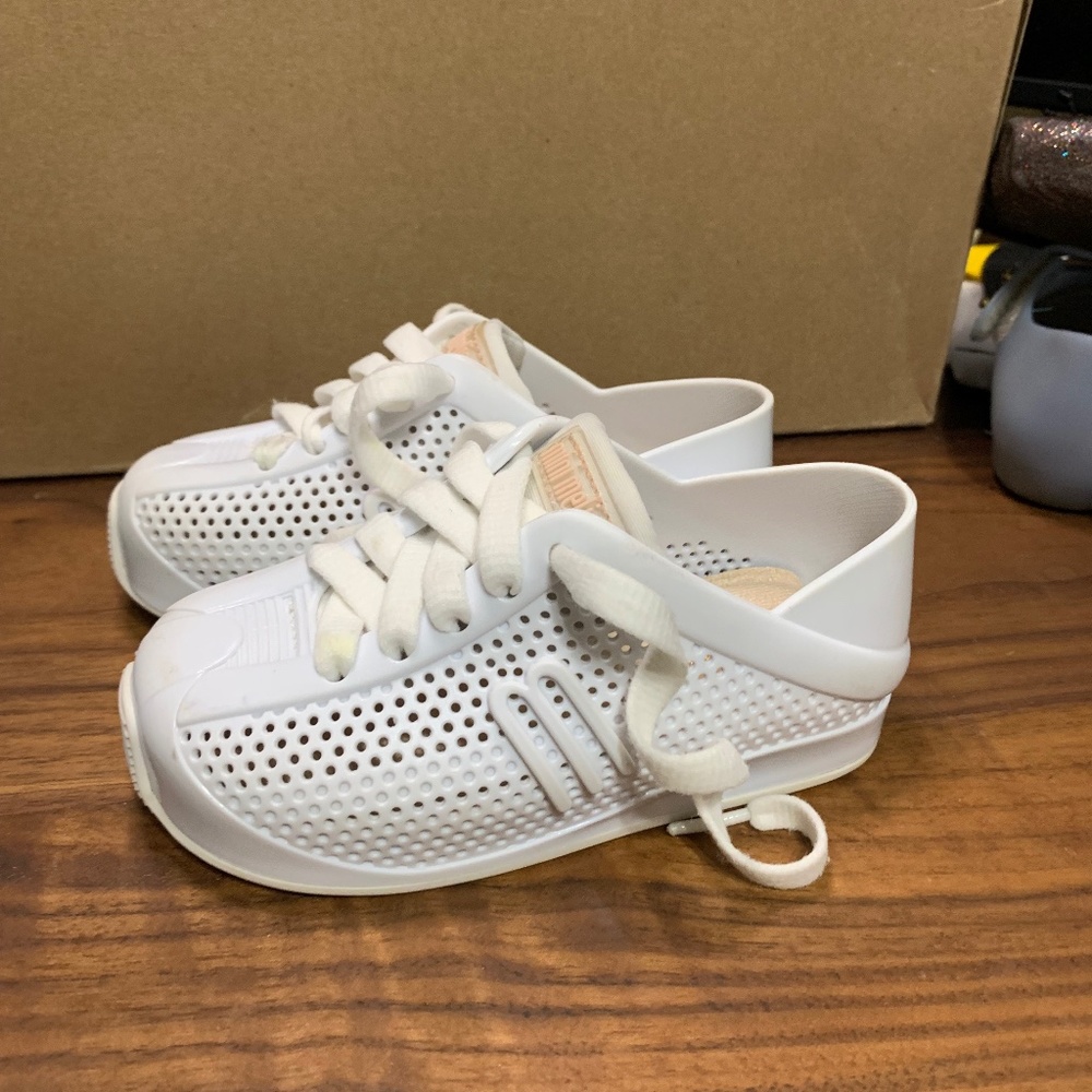 Mini Melissa sneakers sz 8 white